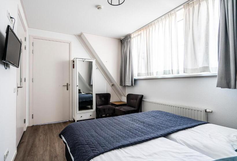 Кровать в Общей Комнате, Duinhotel Haga