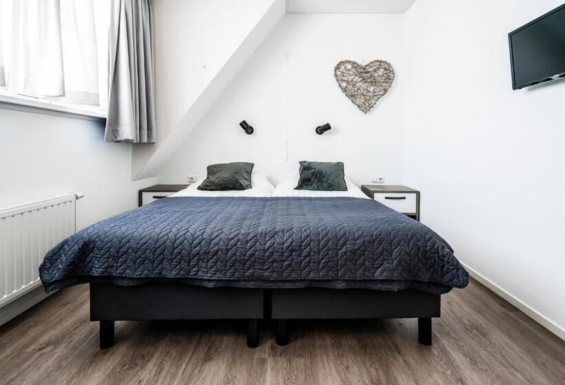共用房间的床, Duinhotel Haga