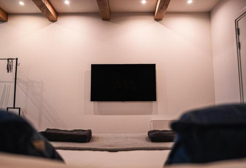 Студия Deluxe, Familie Hotel & Apartments Alkmaar