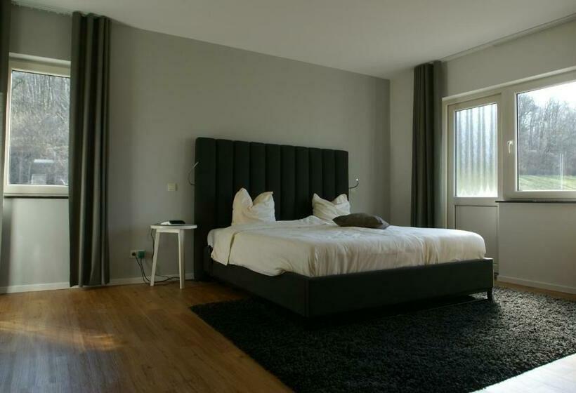 스탠다드 룸, Bemelmans