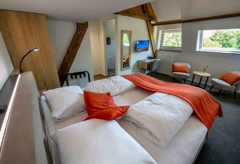 חדר אקונומי, Bergrust