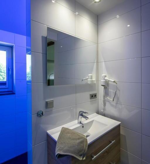 חדר אקונומי, Bergrust