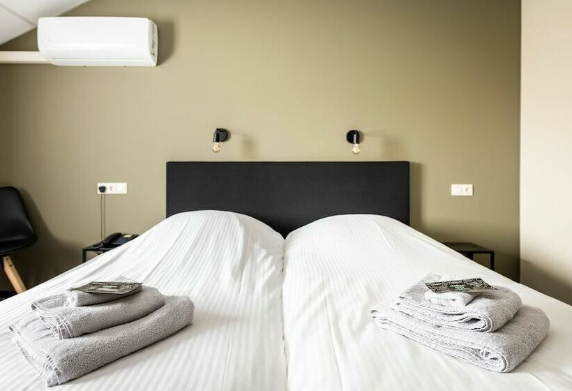 חדר סטנדרט, De Drie Linden