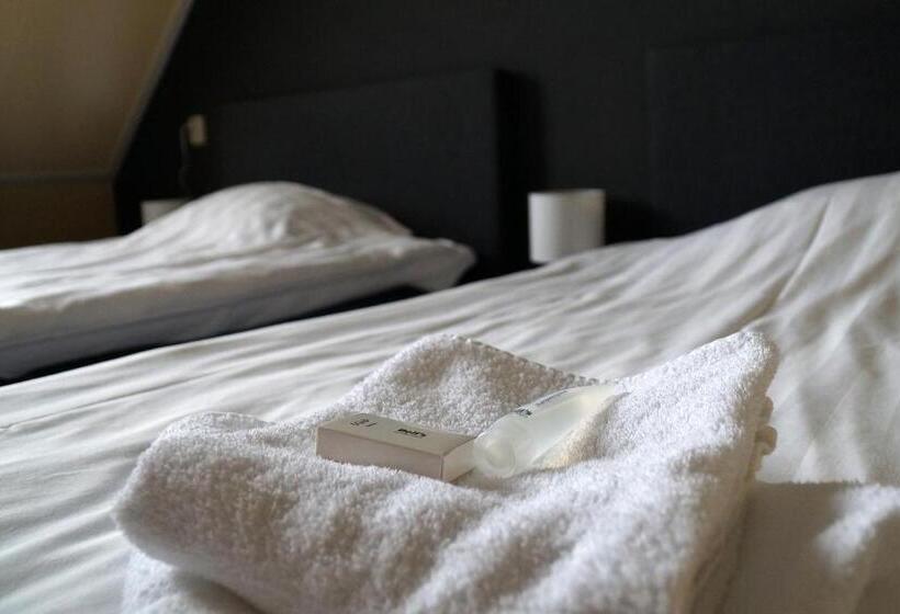 スタンダードトリプルルーム, Restaurant Beau