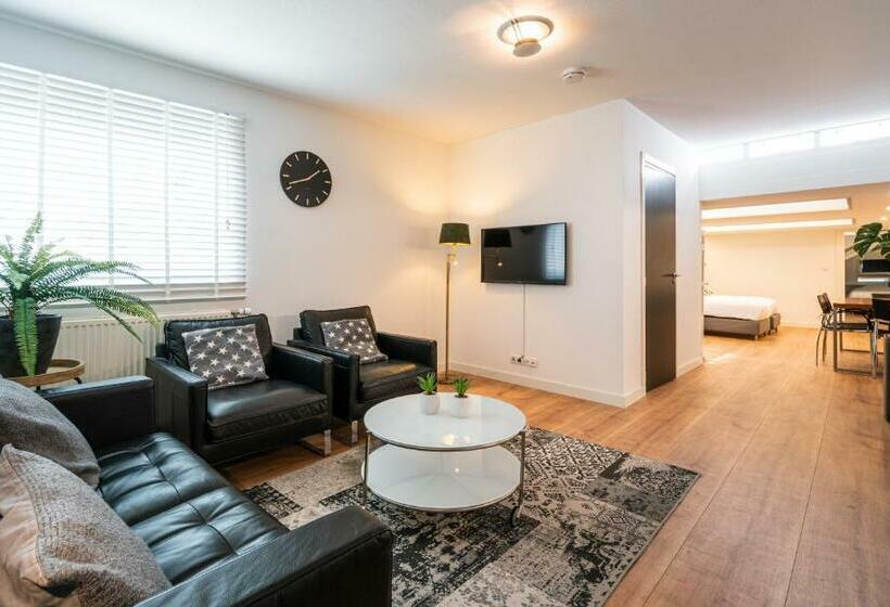 Апартаменты 1 Спальня, Familie Hotel & Apartments Alkmaar
