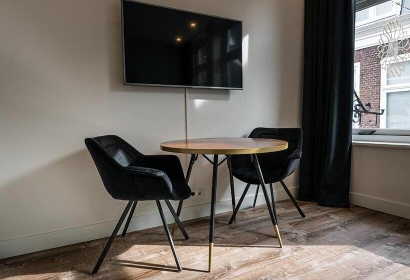 Номер Стандарт, Familie Hotel & Apartments Alkmaar