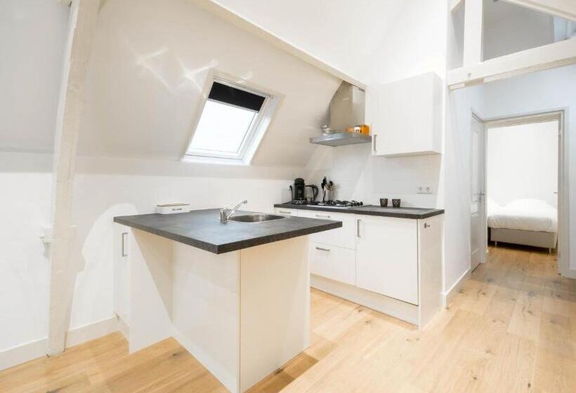 Апартаменты Superior 1 Спальня, Familie Hotel & Apartments Alkmaar