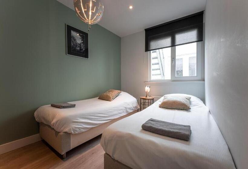 Апартаменты 1 Спальня с Террасой, Familie Hotel & Apartments Alkmaar