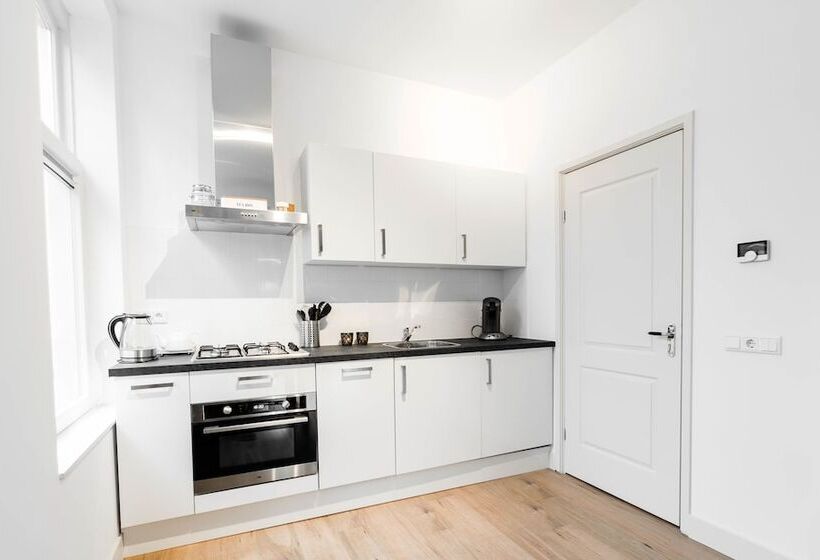 Апартаменты Deluxe 1 Спальня, Familie Hotel & Apartments Alkmaar