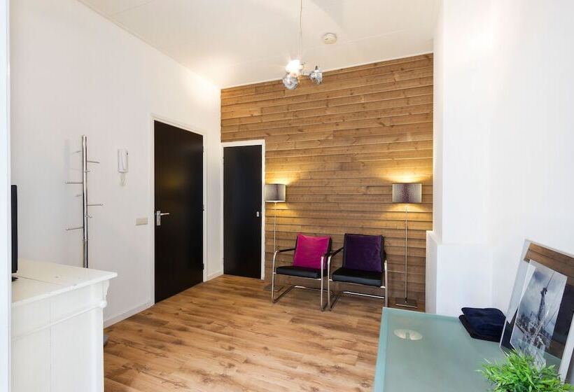 Номер Стандарт, Familie Hotel & Apartments Alkmaar