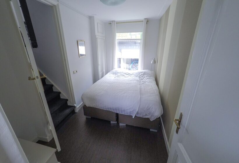 Номер Стандарт, Familie Hotel & Apartments Alkmaar