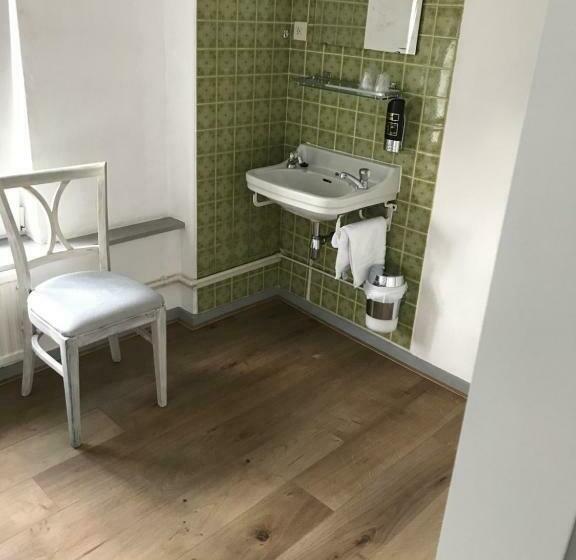 기본 룸 공용 욕실, Gasterij Berg En Dal