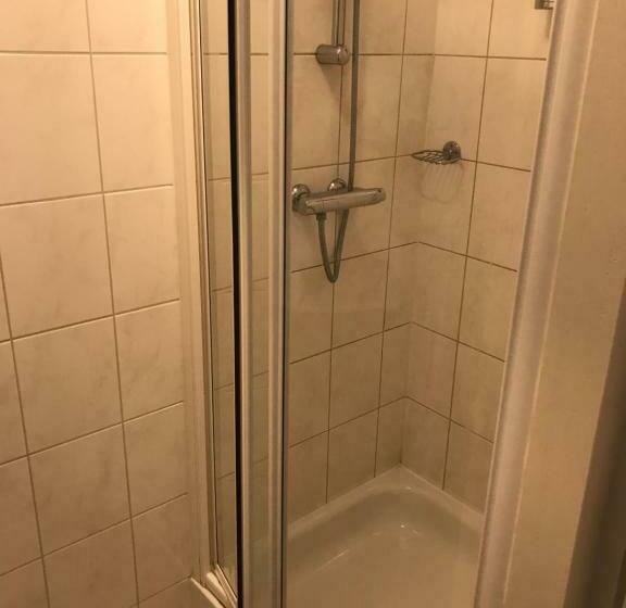 기본 룸 공용 욕실, Gasterij Berg En Dal