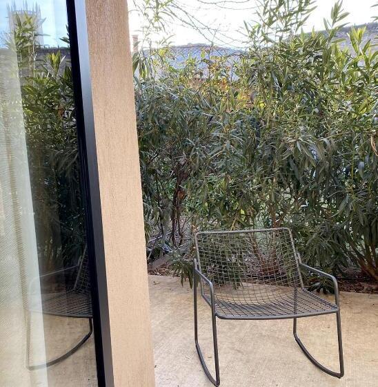 デラックスルーム, Paul