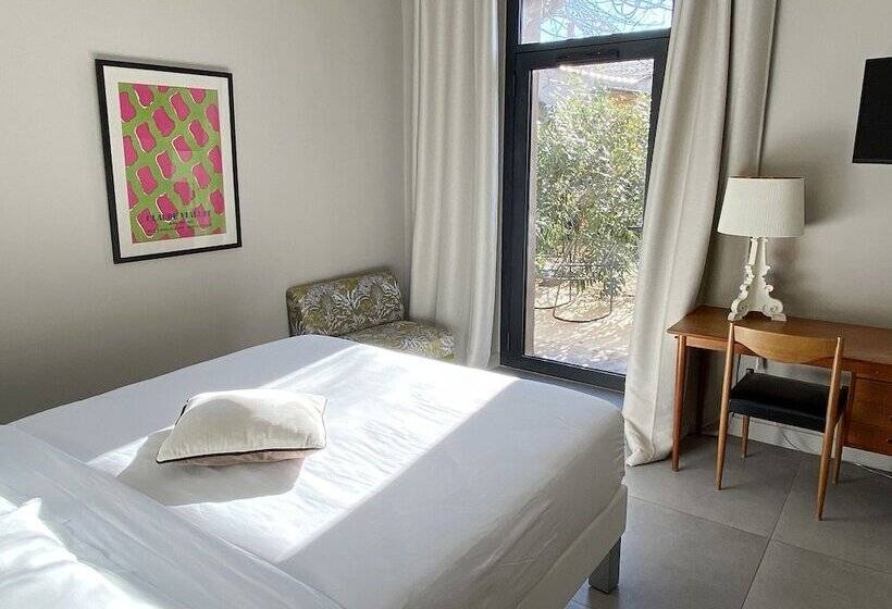 デラックスルーム, Paul