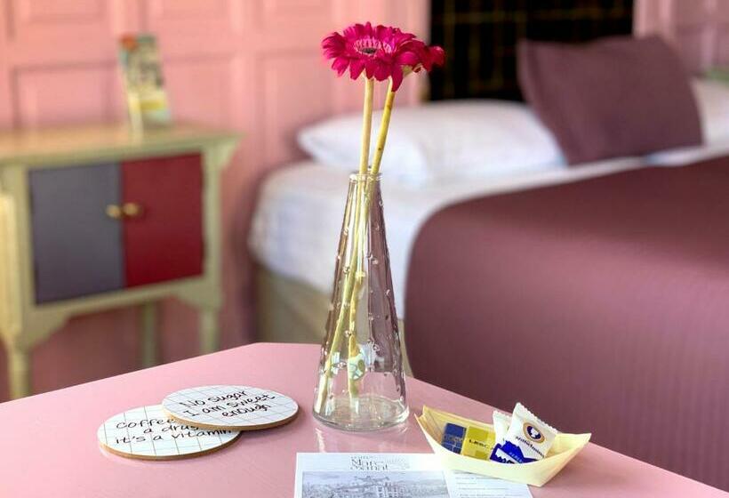 חדר סטנדרט, Mare Sanat