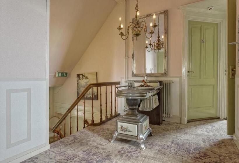 חדר סטנדרט, Mare Sanat