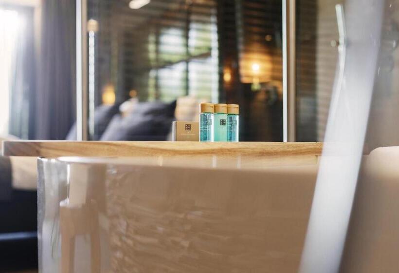 جناح, Restaurant De Wolfsberg