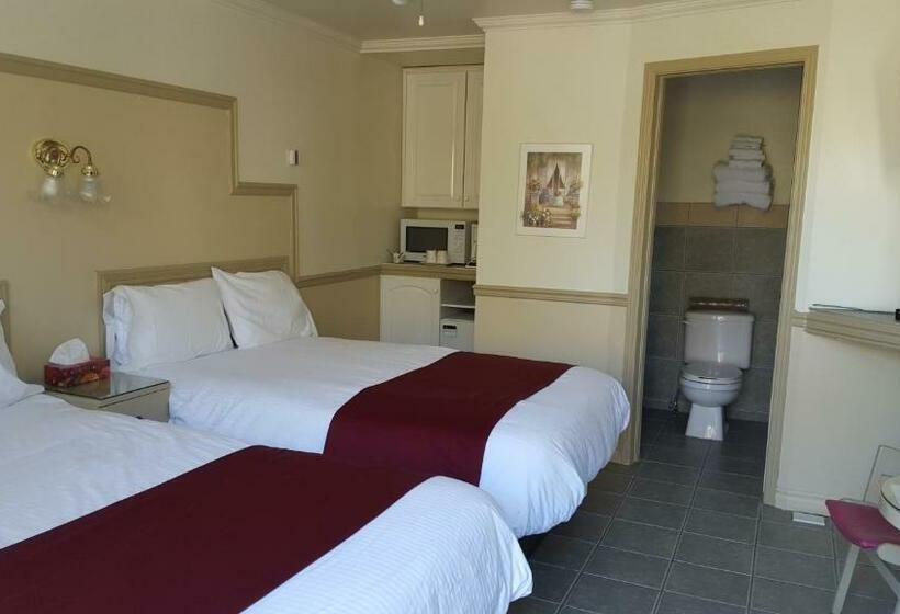 غرفه قياسيه سريرين مزدوجين, Motel Le Refuge