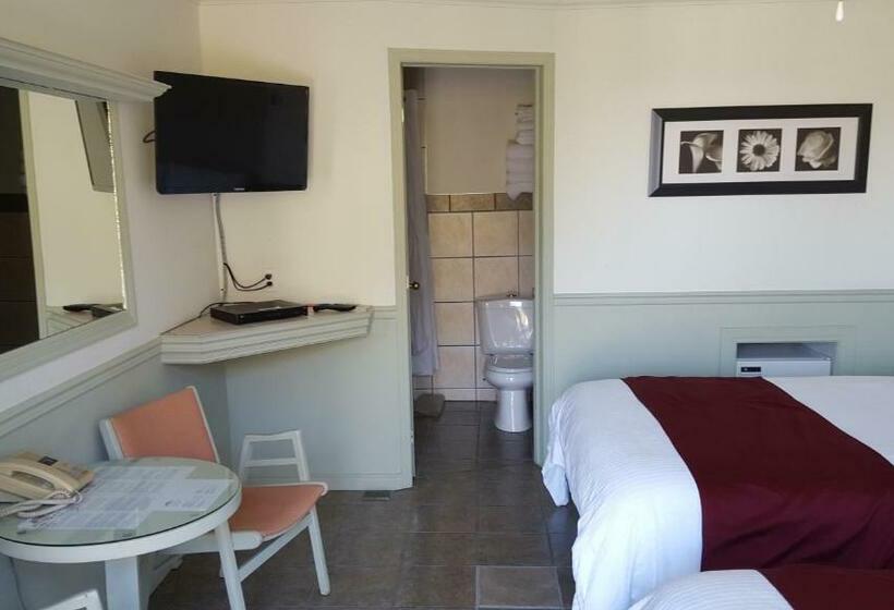 غرفه قياسيه سريرين مزدوجين, Motel Le Refuge