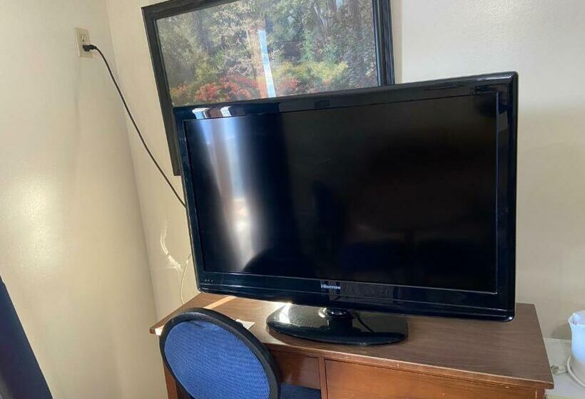 带2个双人床的标准工作室, Mountain View Motel