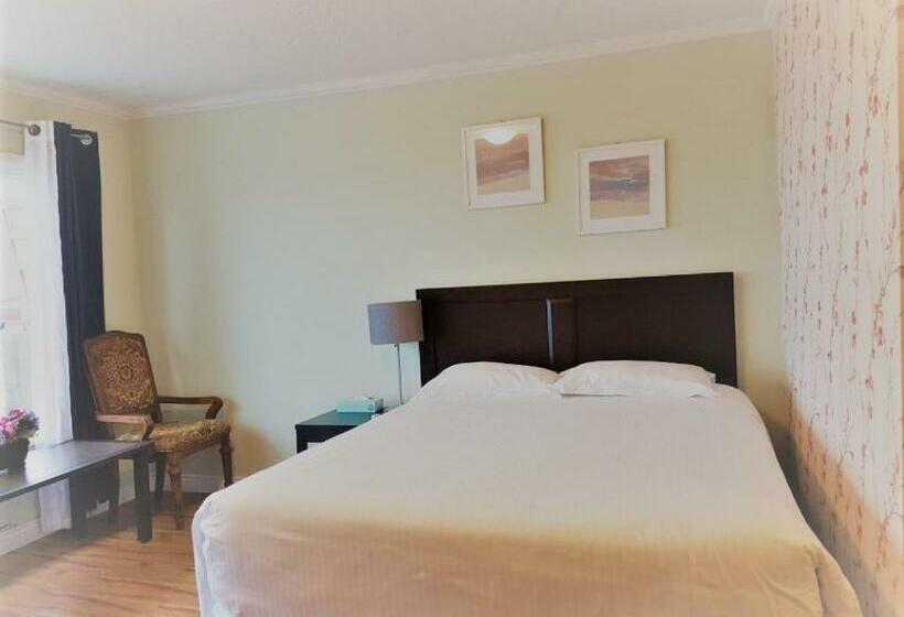 Номер Стандарт Вид на Море, Westview Centre Motel Ltd