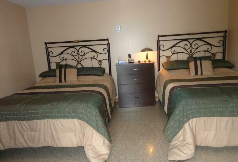 스탠다드 룸 더블 침대 2개, Happy Motel