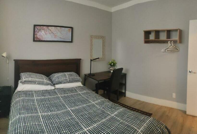 דירת שני חדרים, Black Rooster Guesthouse