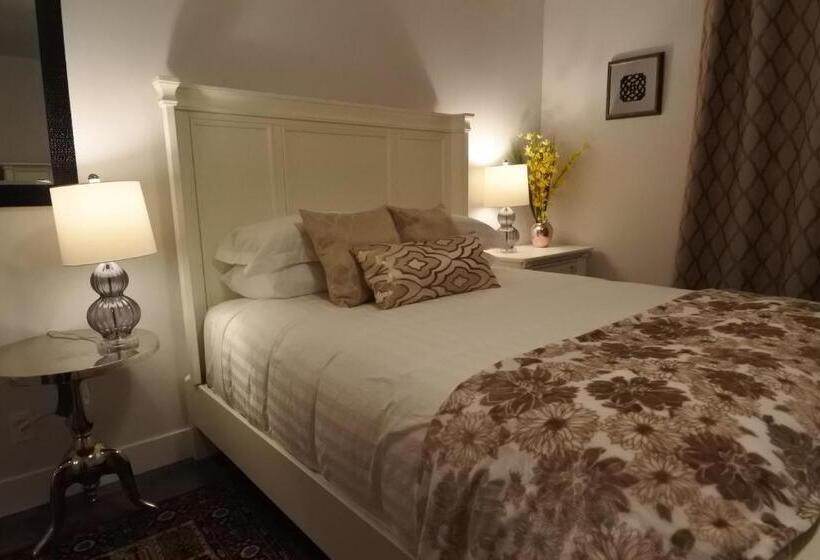 דירת חדר סופריור, Black Rooster Guesthouse