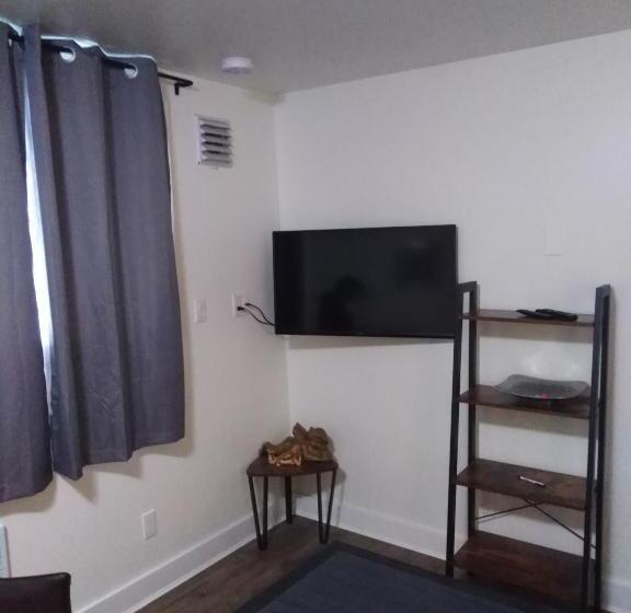 חדר סטודיו סטנדרד, Black Rooster Guesthouse