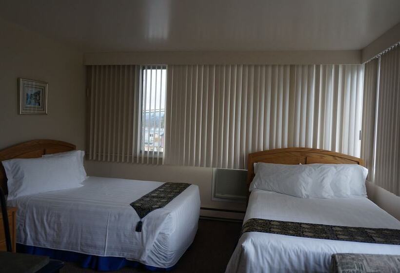 Номер Стандарт 2 Двуспальные Кровати, Marine Inn