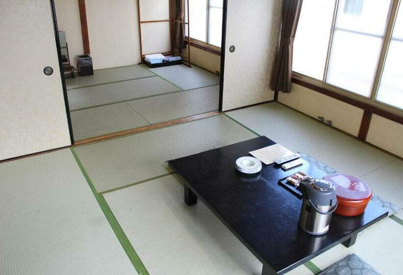 패밀리 룸, Kinokuniya Ryokan