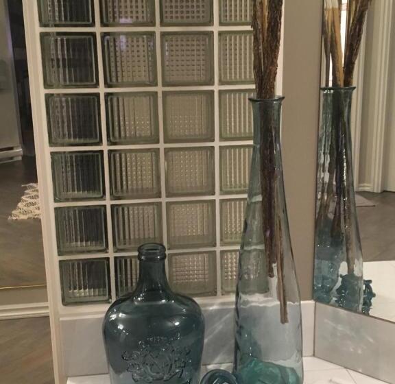 חדר דלוקס עם מיטת קינג, Long Lake Waterfront Bed And Breakfast