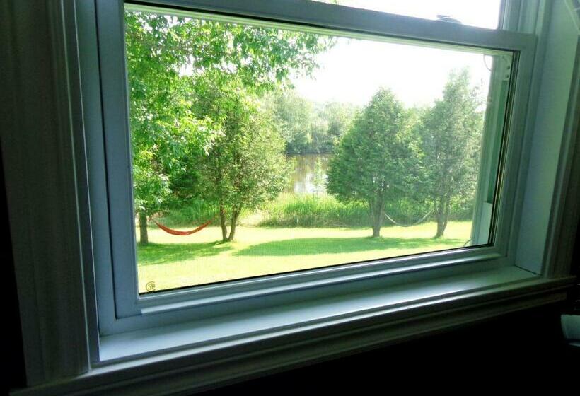 스탠다드 룸 퀸사이즈 침대, Motel Des Deux Lacs