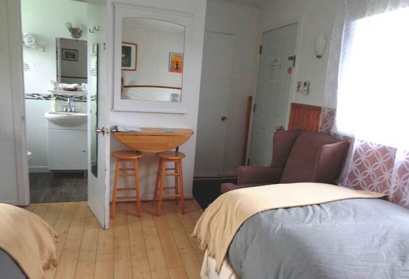 스탠다드 룸 킹사이즈 침대, Motel Des Deux Lacs