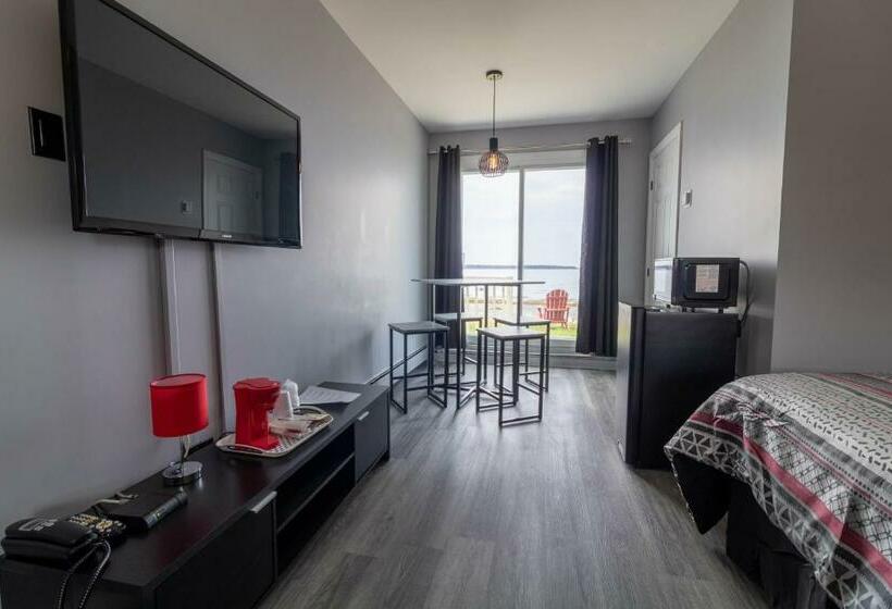 غرفة قياسية رباعية, Motel Rimouski