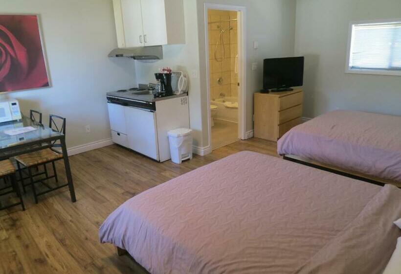 חדר סטנדרט עם מטבח, Qualicum Bay Resort