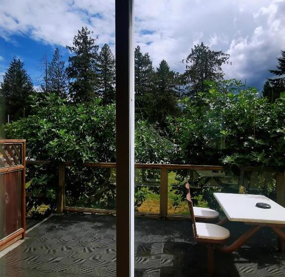 סוויטת 2 חדרי שינה, Qualicum Bay Resort