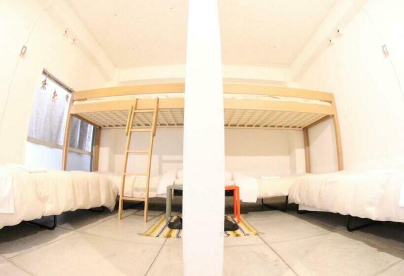 ファミリールーム, Route  Cafe And Petit Hostel