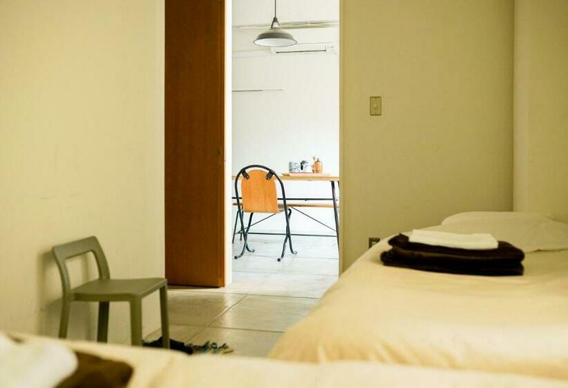 Семейный Номер, Route  Cafe And Petit Hostel