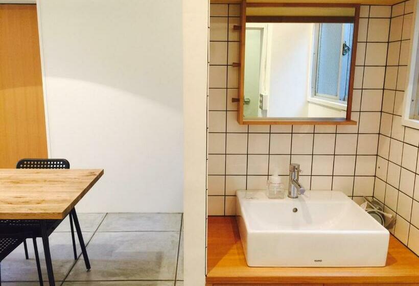 ファミリールーム, Route  Cafe And Petit Hostel