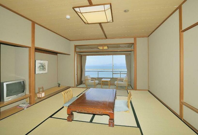 اتاق استاندارد با چشمانداز دریا, Fufurotenburonoyado Ginsyou