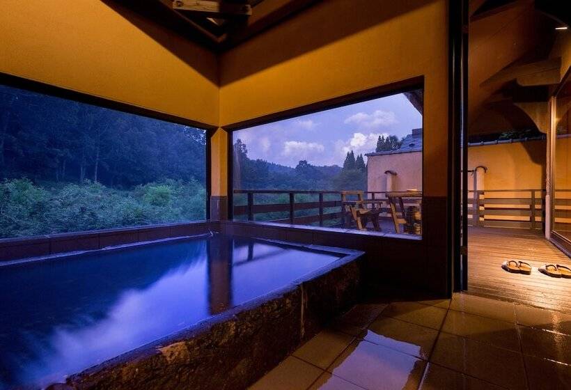 חדר סטנדרט, Satonoyu Waraku 13 Years Or Older