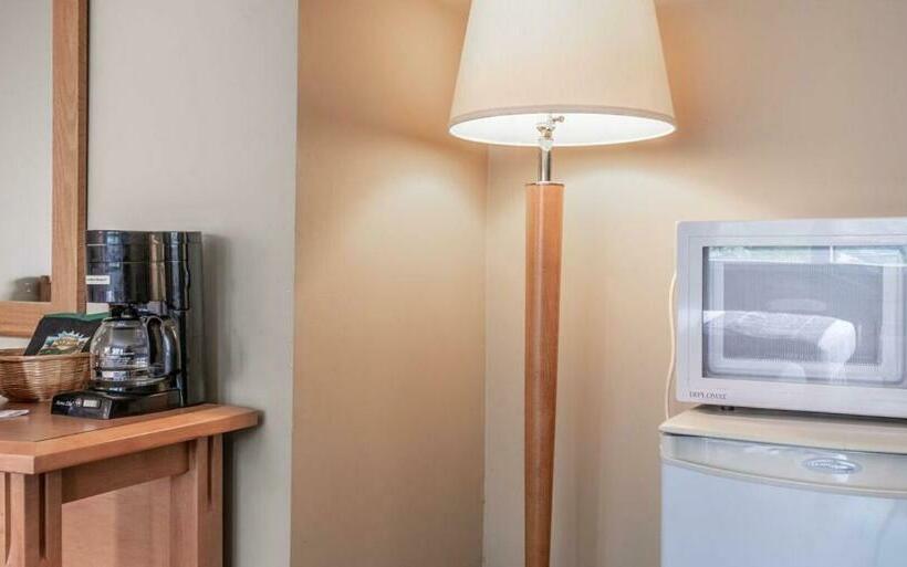 Pokój Standard Łóżko Queen Size, The Cedars Inn Hotel & Convention Centre