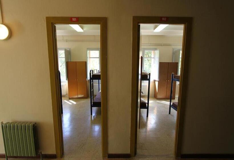 패밀리 룸 공용 욕실, Alberg Roques Blanques