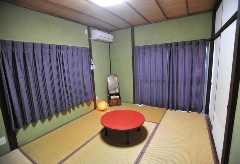 クラシックルーム, Nagasaki Kagamiya