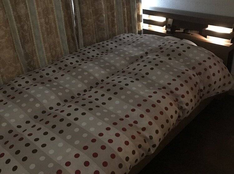 スタンダードルーム, Nagasaki Kagamiya