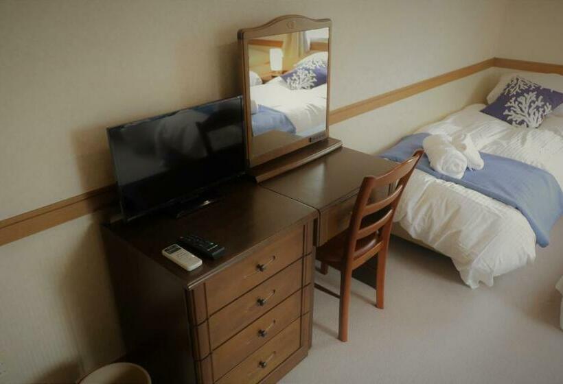 标准三人间, White Silver Hakuba