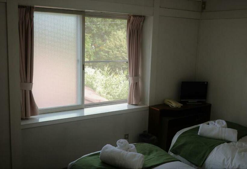 Номер Стандарт, White Silver Hakuba