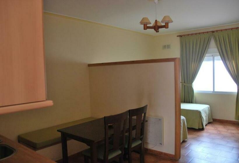 إستوديو قياسى, Alojamiento Rural Los Delfines